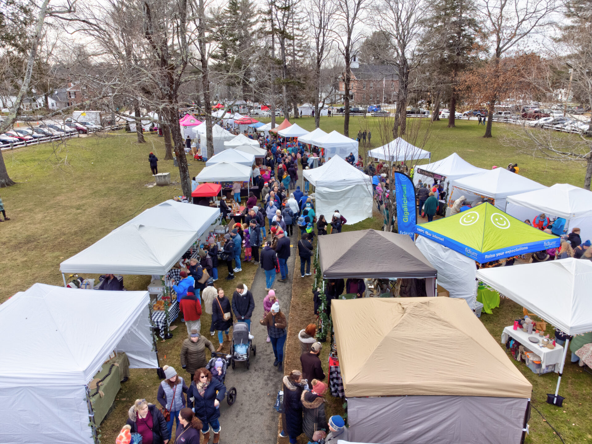 vendors-amherst-german-christmas-market